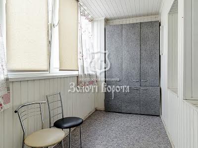 квартира за адресою Володимира Івасюка просп. (Героїв Сталінграду), 22