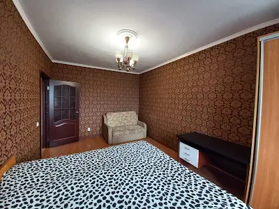 квартира за адресою Олега Мудрака вул. (Генерала Наумова), 66