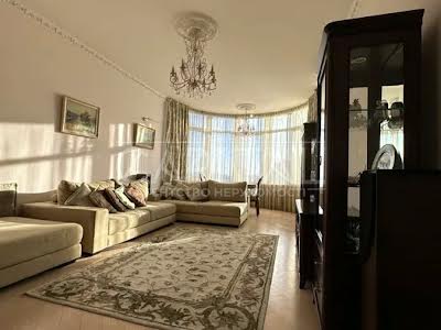 квартира за адресою Дмитрівська вул., 69