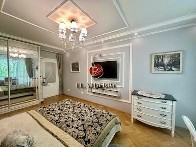 квартира за адресою Івана Франка вул., 3