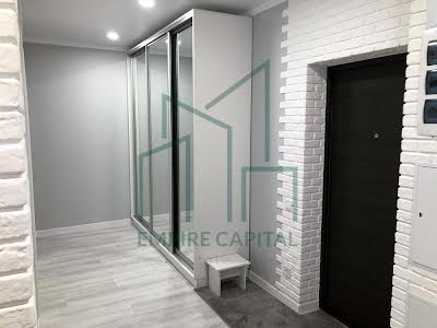 квартира за адресою Авраама Лінкольна вул., 6б