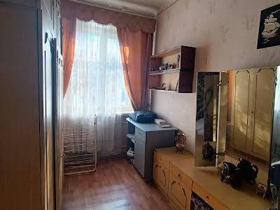 квартира за адресою Олександрійський бульв. (50-річчя Перемоги), 60