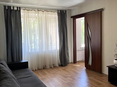 квартира по адресу Тополя-2 ул., 26