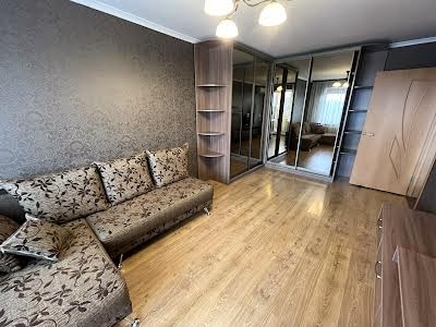 квартира за адресою Набережна Перемоги вул., 130
