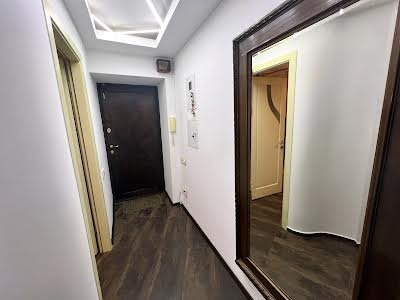 квартира по адресу Голосеевский просп. (40-летия Октября), 110