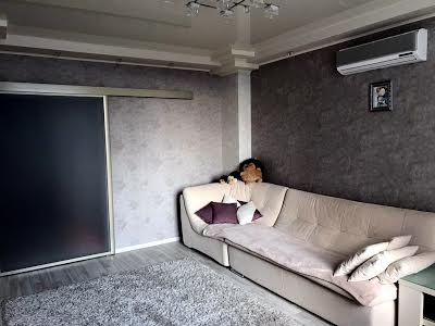 квартира за адресою Дніпровська набережна вул., 26I