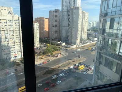квартира за адресою Дніпровська набережна вул., 14-А