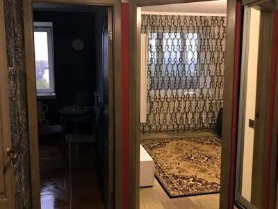 квартира за адресою Морозова вул., 32