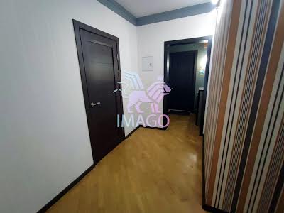квартира за адресою Ревуцького вул., 36/2