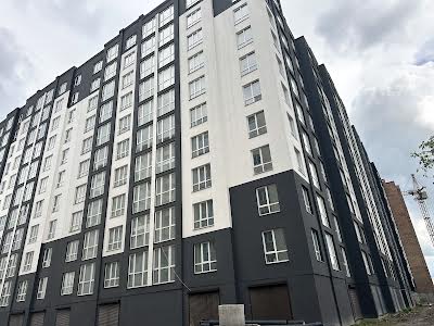 квартира за адресою Чорновола вул., 155