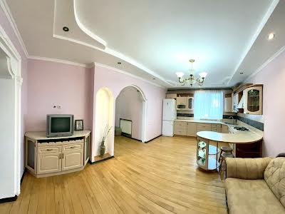 квартира по адресу Зализничная ул., 14