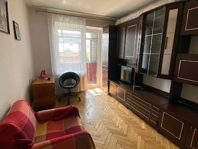 квартира за адресою Миколи Хвильового вул., 38