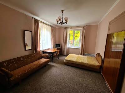 квартира за адресою Євгена Петрушевича пл., 1