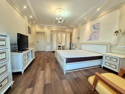 квартира за адресою Митрополита Василя Липківського вул. (Урицького), 18