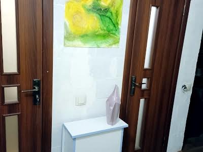квартира за адресою Регенераторна вул., 4