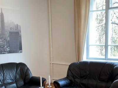 квартира за адресою Назарівська вул. (Вєтрова), 25