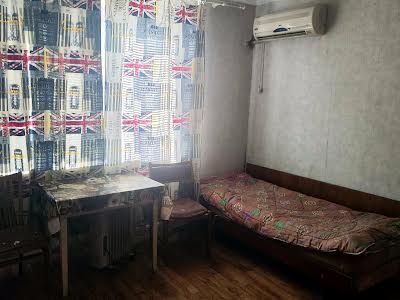квартира за адресою Героїв України просп. (Героїв Сталінграду), 13а