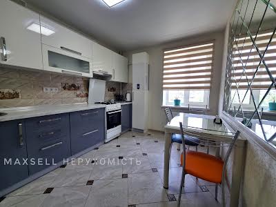квартира за адресою Михайла Лушпи просп., 5 к30