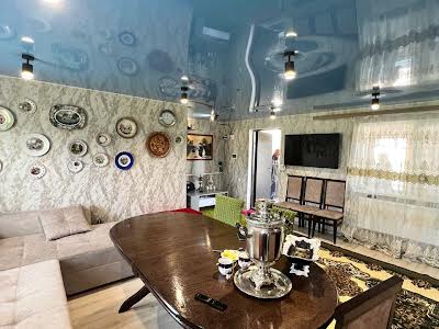 будинок за адресою центральна, 8