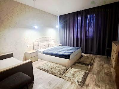 квартира за адресою Борткевича вул., 5