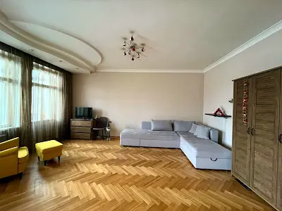 квартира за адресою Вишгородська вул., 56/2