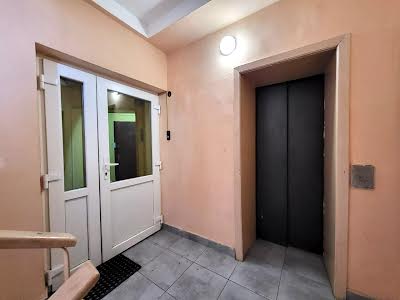 квартира за адресою Святошинський пров., 2