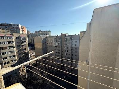 квартира за адресою Академіка Сахарова вул., 26