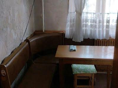 квартира за адресою Старицького вул., 15