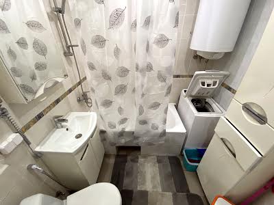 квартира за адресою Галини Мазепи вул. (Софії Ковалевської), 51