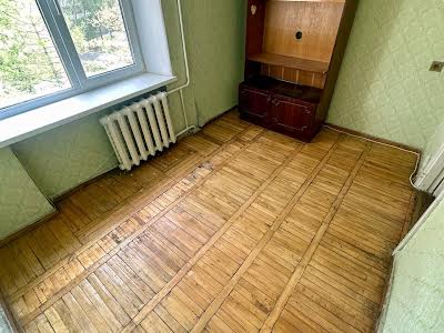 квартира за адресою Космонавтів просп., 78