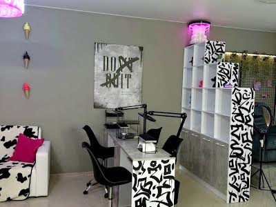 комерційна за адресою Генуезька вул., 3