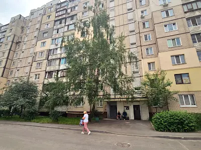 квартира за адресою Тростянецька вул., 6