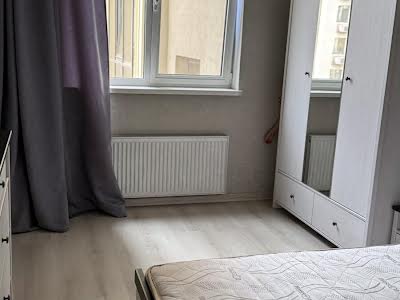 квартира за адресою Олексія Вадатурського вул. (Маршала Малиновського), 18а