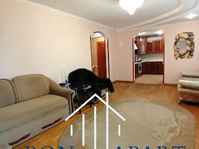 квартира по адресу Анны Ахматовой ул., 43
