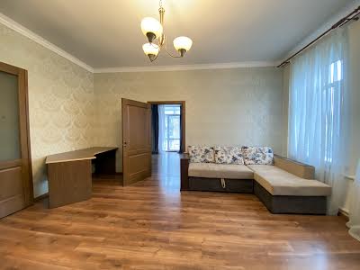 квартира за адресою Карела Чапека вул. (Юліуса Фучика), 2