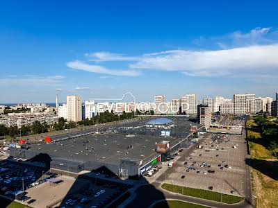 квартира по адресу Киев, Александра Олеся ул., 8/17