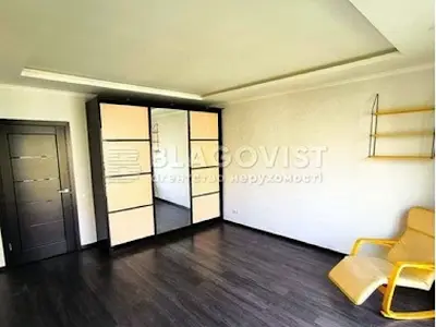 квартира за адресою Метрологічна вул., 9-Д
