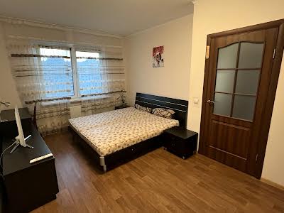 квартира по адресу Софии Русовой ул., 7-Г