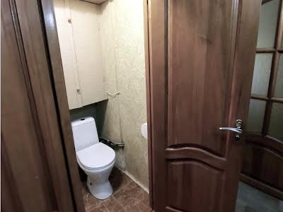 квартира по адресу Ореста Левицкого ул. (Академіка Курчатова), 3