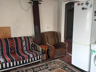 будинок за адресою Леся Курбаса вул.
