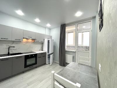 квартира за адресою Рональда Рейгана вул., 40