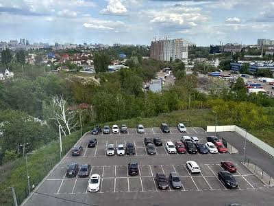 квартира за адресою Юнацька вул., 4
