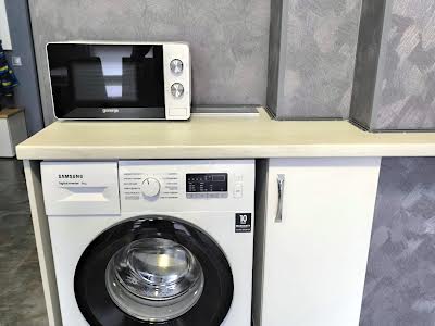 квартира за адресою Михайла Величка вул., 8б