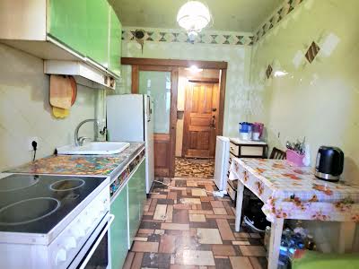квартира за адресою Світлий пров., 14