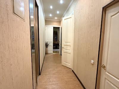 квартира за адресою Шота Руставелі вул., 40