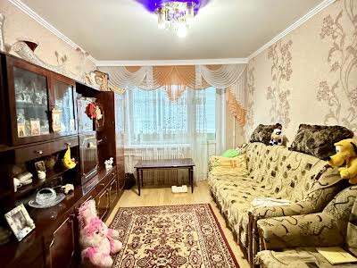 квартира за адресою Гідропаркова вул., 17