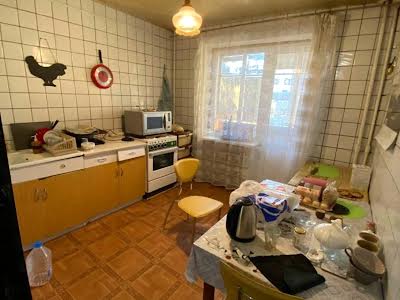 квартира за адресою Слави бульв., 4