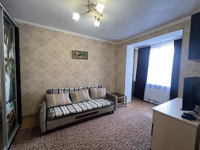 квартира за адресою Волинська вул., 8