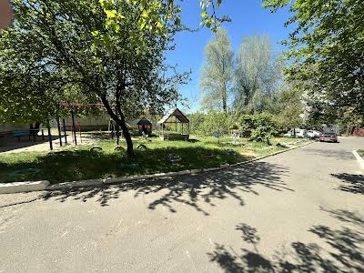 квартира за адресою Сержанта Волкова вул., 37