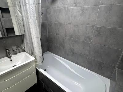 квартира за адресою Ревуцького вул., 40-В